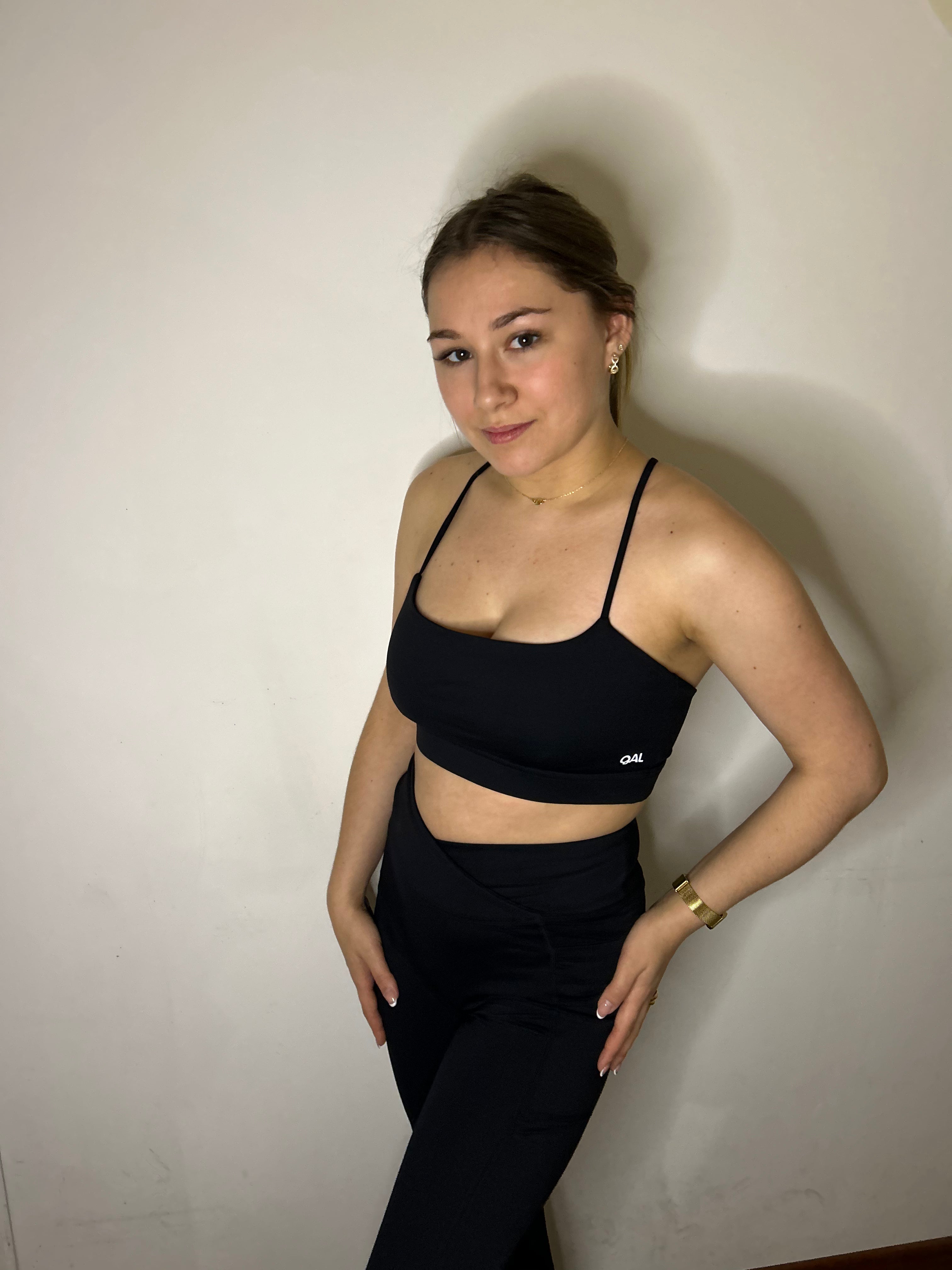 Brassière croisée dos